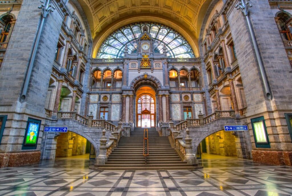 Antwerp Center Station Hall